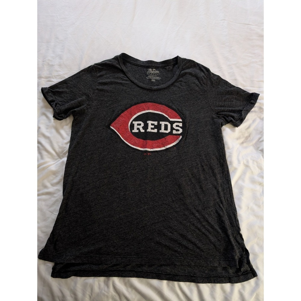 Majestic Women's XXL Cincinnati‎ Reds Black Short Sleeve T-Shirt
